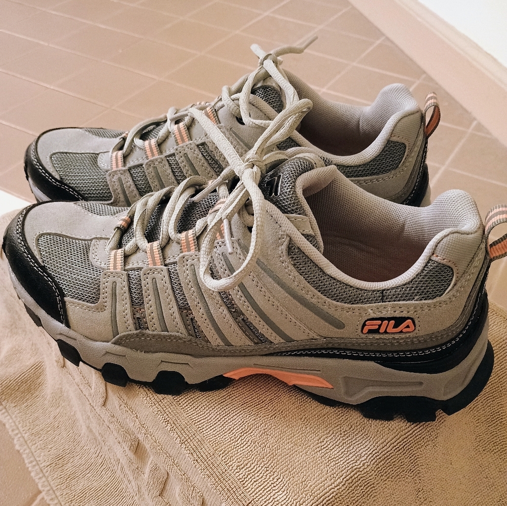 Fila Women's Day Hiker Running Shoes Size 9